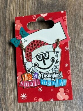 Red Santa 'It's a Small World' - Disney 2008 Collectable